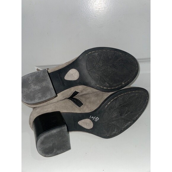 Born Women's Tori Ankle Boots size 8.5 Genuine Suede w/Tassels Boho - Picture 7 of 10